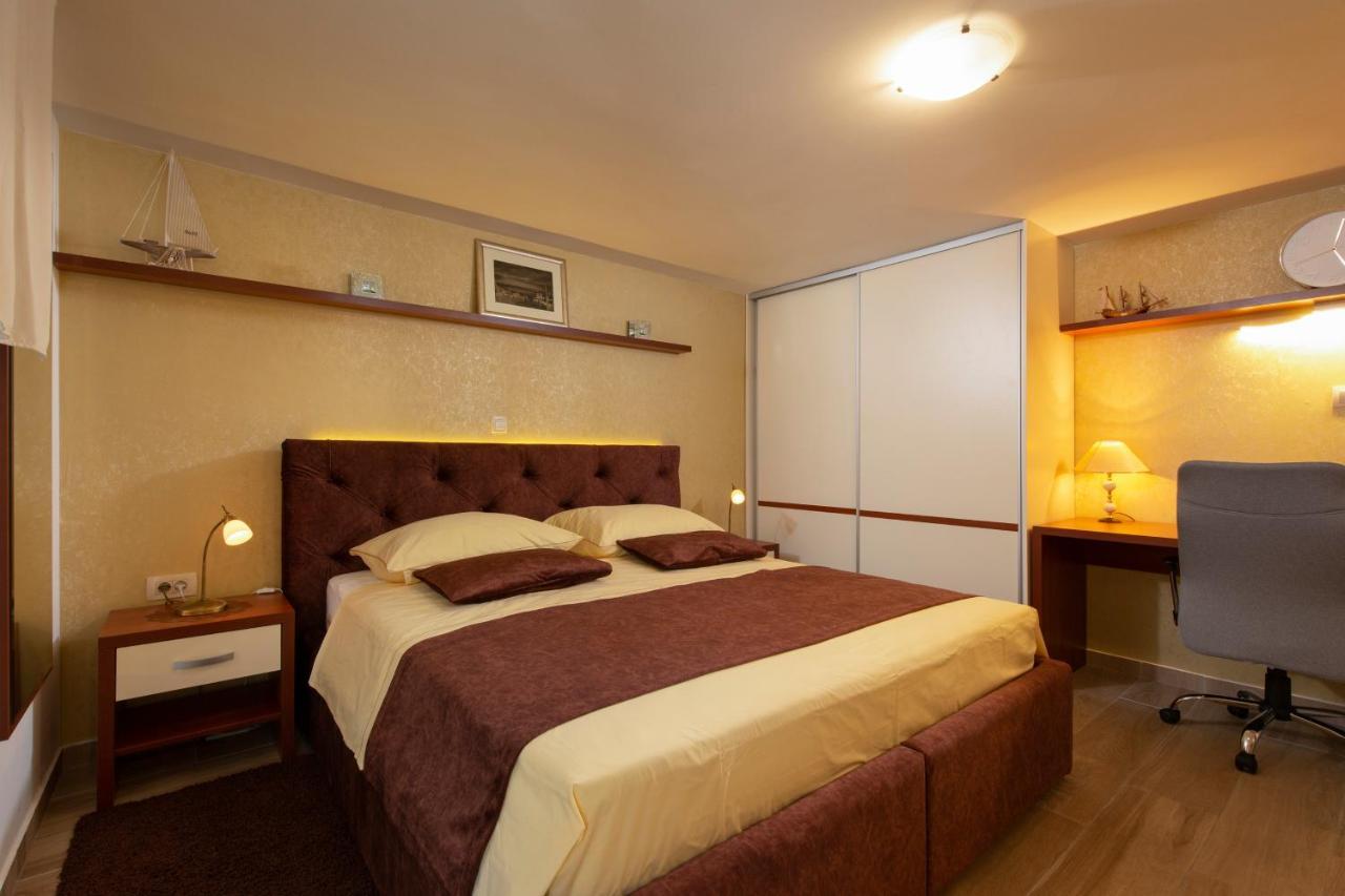 Studio Apartment Oleander Split Eksteriør bilde